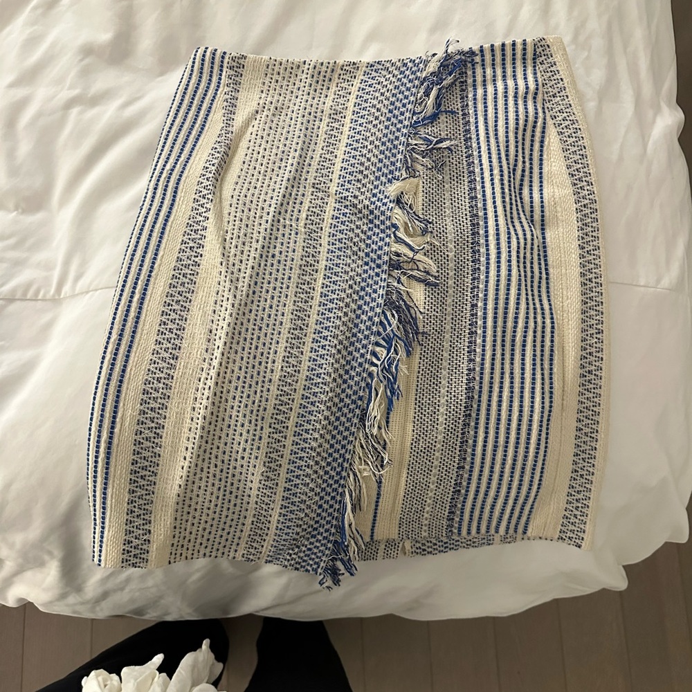 Halogen Skirt - Picture 2 of 4